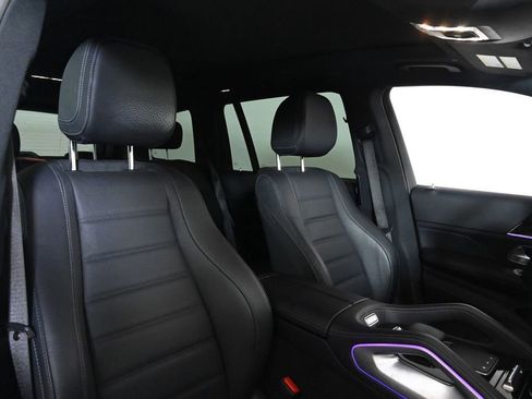 Used 2024 Mercedes-Benz GLS 450 4MATIC image 16