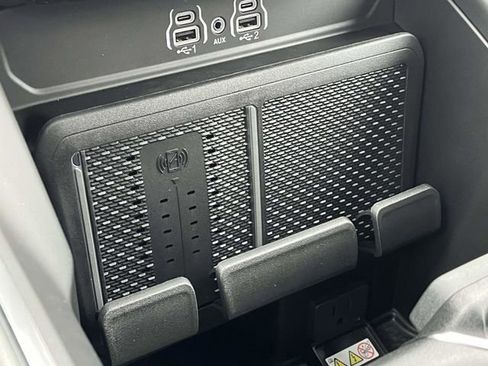 New 2026 RAM 1500 Laramie AWD/4WD image 28