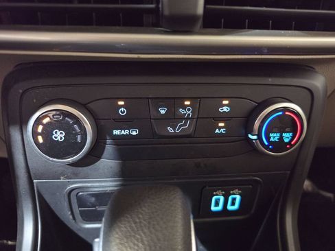 Used 2021 Ford EcoSport S FWD image 16