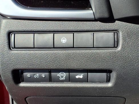 New 2025 Nissan Rogue SL image 22