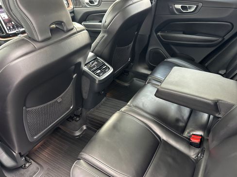 Certified 2023 Volvo XC60 B5 Ultimate AWD/4WD image 13