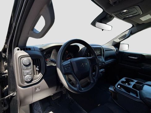 Used 2024 Chevrolet Silverado 1500 Custom Trail Boss AWD/4WD image 9