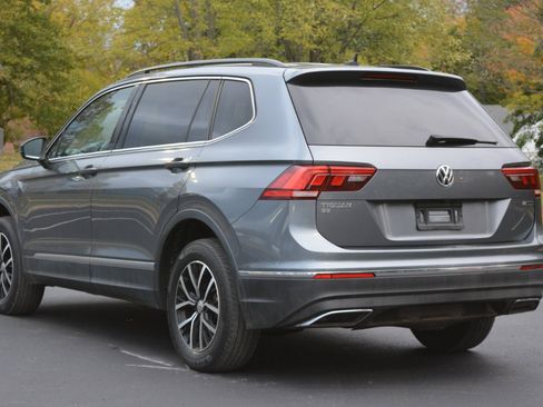 Used 2021 Volkswagen Tiguan SE image 7