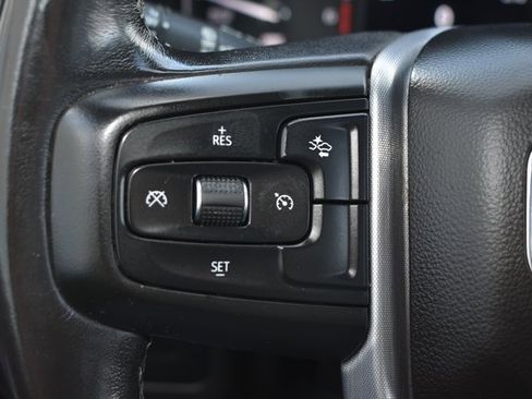 Used 2021 GMC Yukon XL SLE image 19