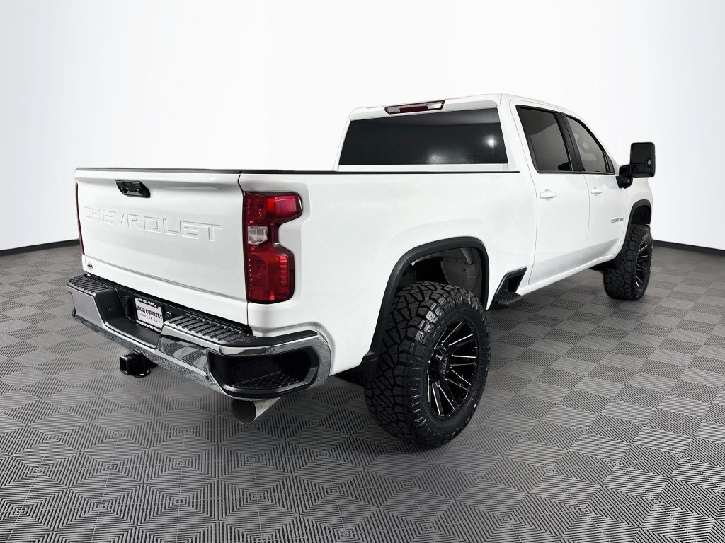 Used 2023 Chevrolet Silverado 2500 LT AWD/4WD image 7