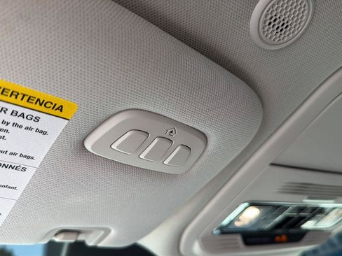Used 2026 Lincoln Aviator AWD image 31