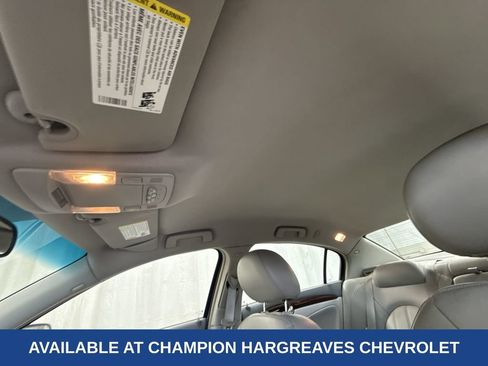 Used 2011 Buick Lucerne CXL FWD image 25