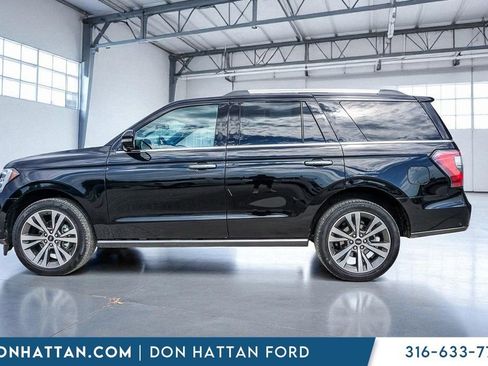 Used 2021 Ford Expedition Limited image 2