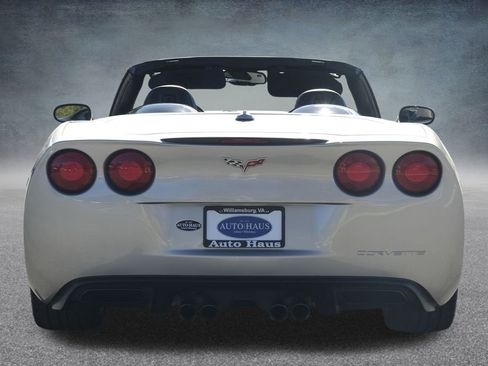 Used 2005 Chevrolet Corvette Convertible w/ Preferred Equipment Group image 5