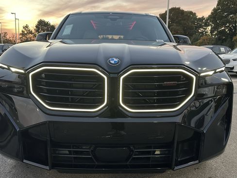 New 2026 BMW XM Label Red image 3