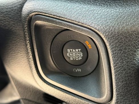 Used 2024 Jeep Wrangler Unlimited w/ Convenience Group AWD/4WD image 34