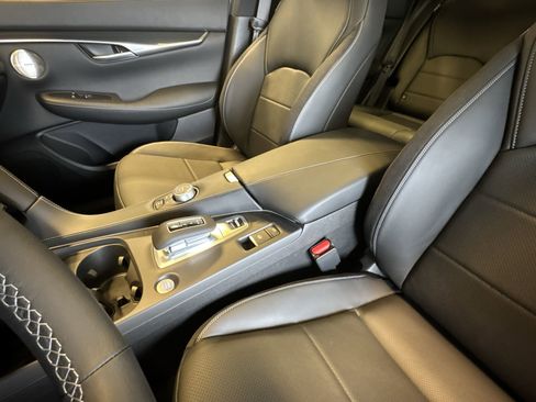 New 2025 INFINITI QX50 Sport image 21