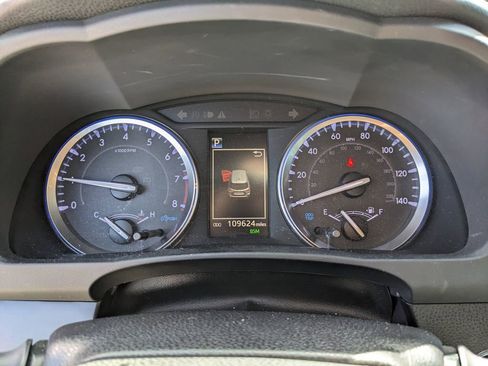 Used 2019 Toyota Highlander XLE image 34