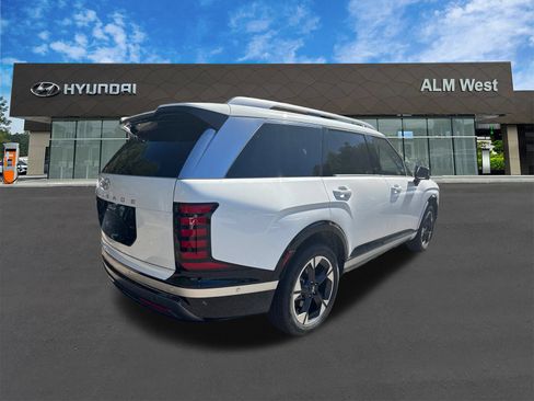 Used 2026 Hyundai Palisade Limited FWD image 5