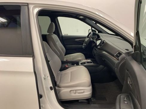 Used 2023 Honda Passport EX-L image 31