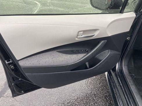 Used 2020 Toyota Corolla LE image 13