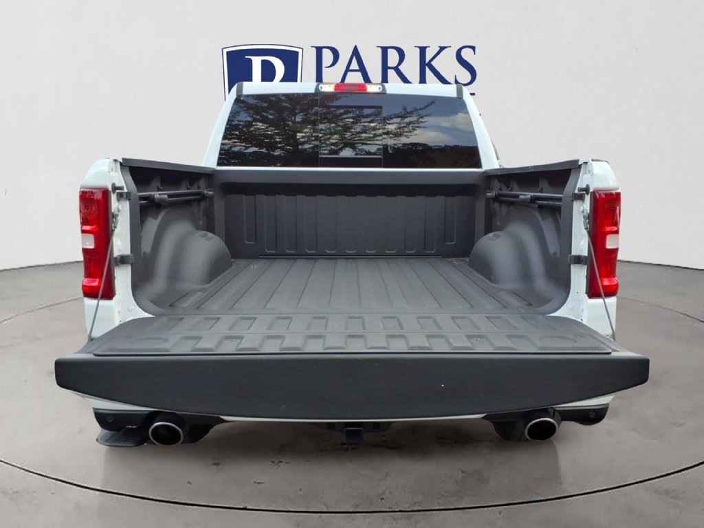 Used 2025 RAM 1500 Laramie w/ Sport Appearance Package AWD/4WD image 31