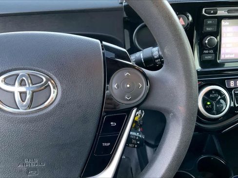 Used 2019 Toyota Prius C image 23