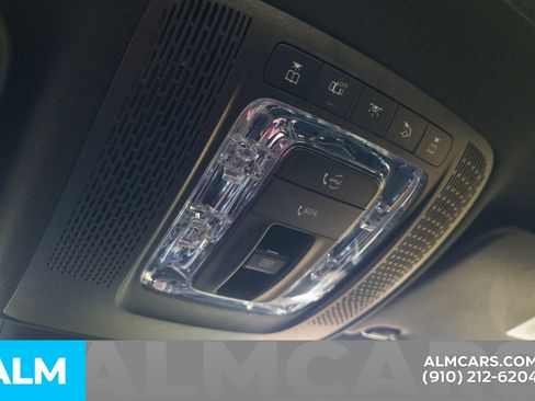 Used 2025 Mercedes-Benz CLA 250 4MATIC image 37