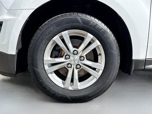 Used 2017 Chevrolet Equinox LS image 27