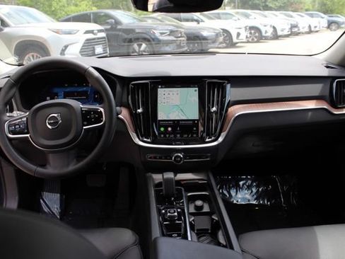 Certified 2024 Volvo S60 B5 Plus w/ Climate Package AWD/4WD image 24