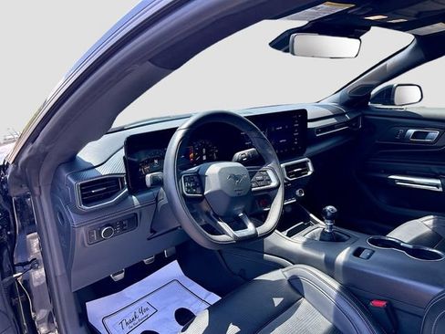 Used 2024 Ford Mustang GT Premium RWD image 5