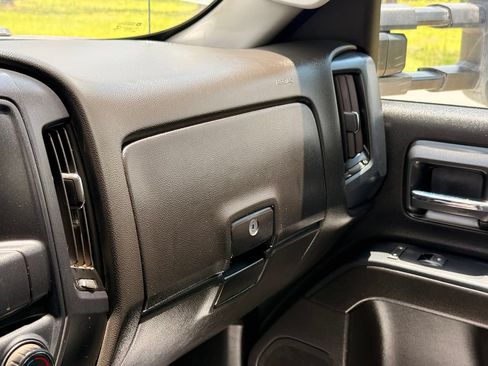 Used 2019 GMC Sierra 3500 2WD Crew Cab w/ Sierra Convenience Package image 20