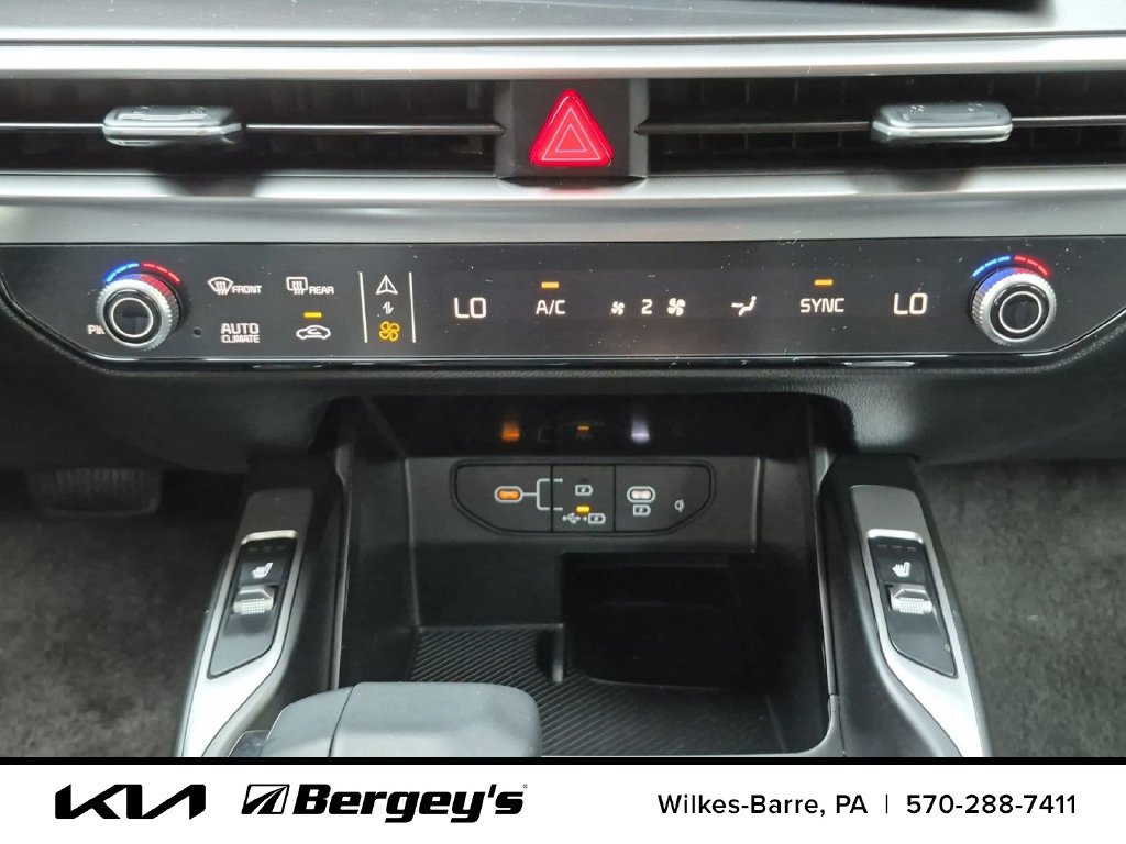 Certified 2026 Kia Sorento S w/ S Panoramic Sunroof Package AWD/4WD image 21