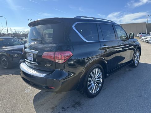 Used 2016 INFINITI QX80 Luxe w/ 22" Wheel Package image 5