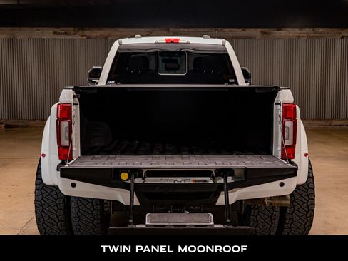 Used 2020 Ford F450 Platinum w/ FX4 Off-Road Package image 9