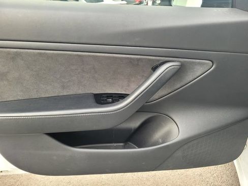Used 2019 Tesla Model 3 Long Range AWD/4WD image 17