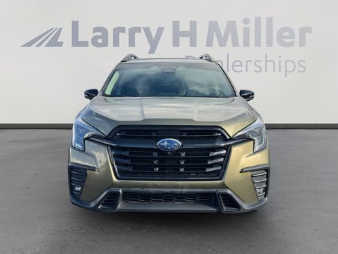 Used 2023 Subaru Ascent Onyx Edition Limited image 4