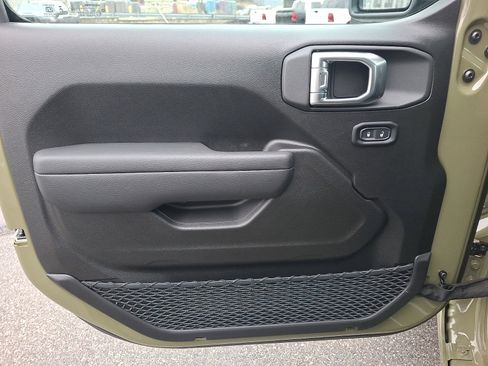 New 2026 Jeep Wrangler Unlimited Sport image 9