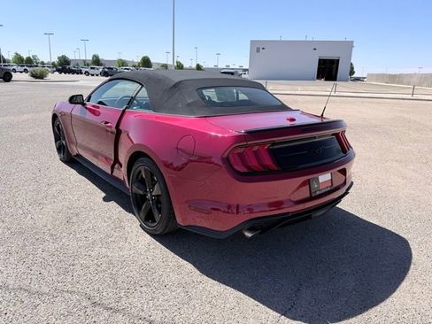Used 2021 Ford Mustang Convertible w/ Equipment Group 101A RWD image 8