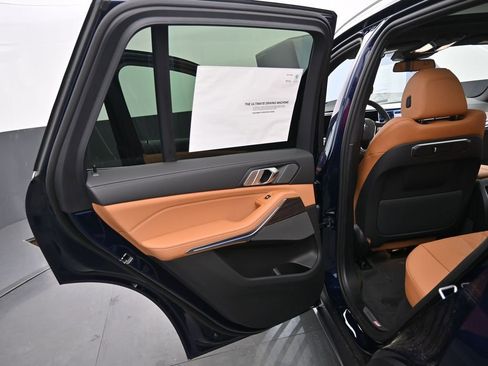 New 2026 BMW X5 xDrive50e AWD/4WD image 33