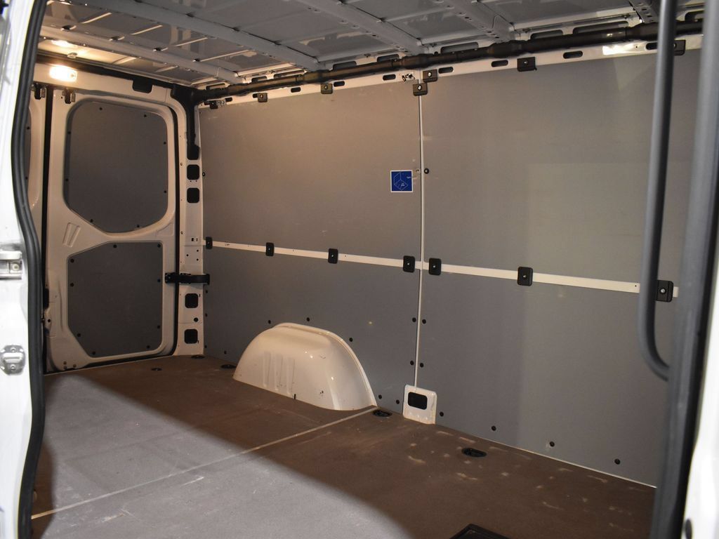Used 2024 Mercedes-Benz Sprinter 2500 w/ Acoustic Package image 15