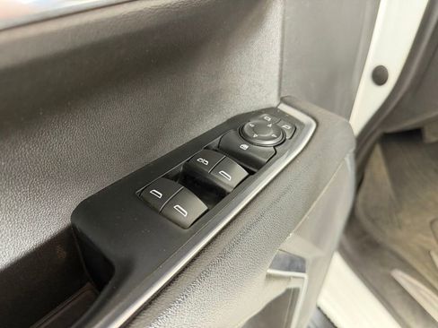 Used 2023 GMC Sierra 1500 SLE AWD/4WD image 25