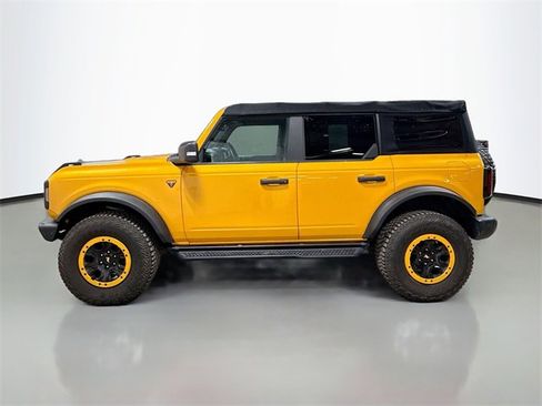 Used 2021 Ford Bronco Badlands image 10