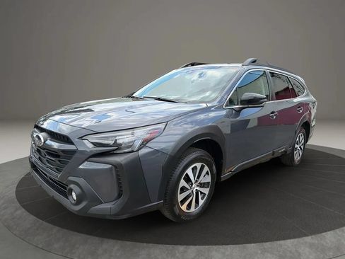 Used 2023 Subaru Outback Premium AWD/4WD image 1