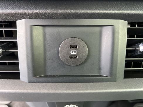 Used 2025 Ford F150 Lariat w/ Equipment Group 501A Mid image 19