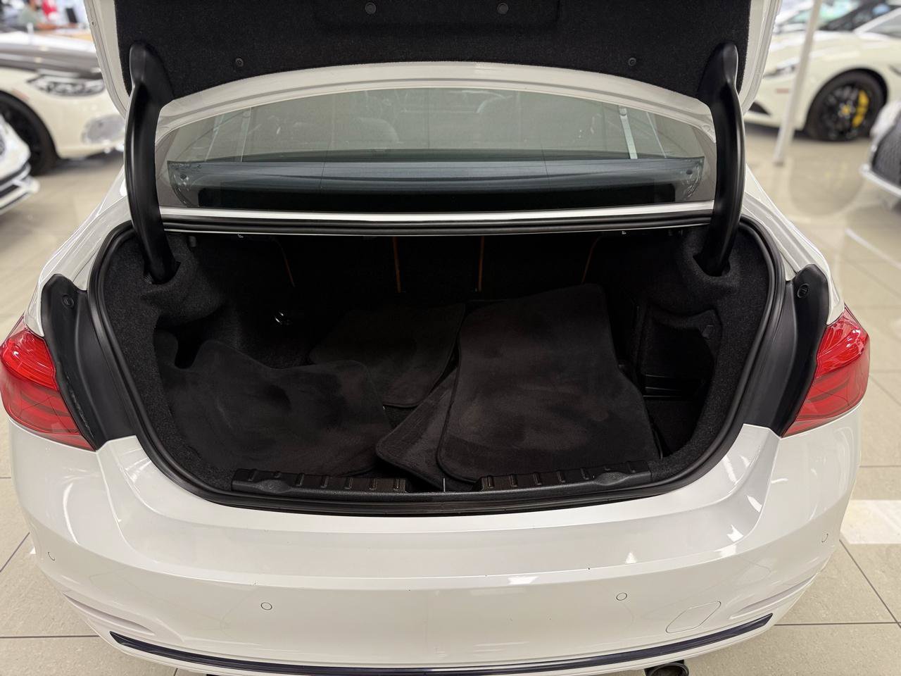 Used 2016 BMW 340i Sedan RWD image 31