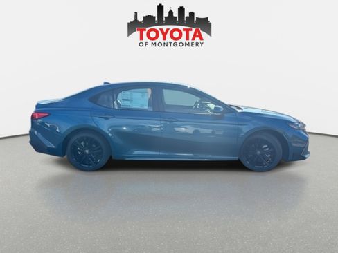 New 2026 Toyota Camry SE FWD image 7