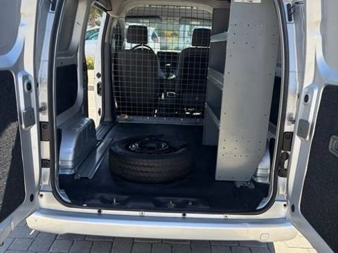 Used 2020 Nissan NV200 SV FWD image 9