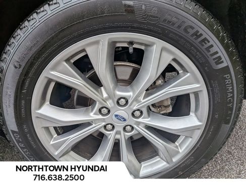 Used 2023 Ford Explorer XLT w/ Equipment Group 202A AWD/4WD image 40