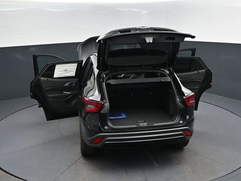 New 2026 Chevrolet Trax RS FWD image 48