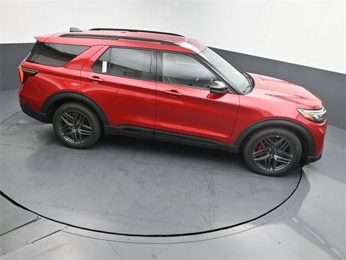 New 2026 Ford Explorer ST image 27