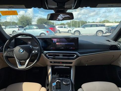 Used 2024 BMW i4 eDrive40 w/ Premium Package RWD image 27