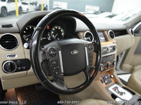 Used 2015 Land Rover LR4 HSE image 29
