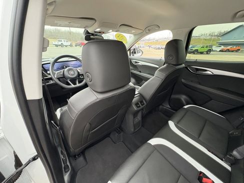 Used 2024 Buick Envision Sport Touring image 20