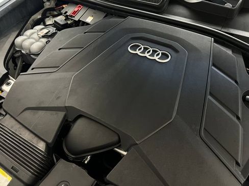 Used 2019 Audi Q8 Prestige AWD/4WD image 56